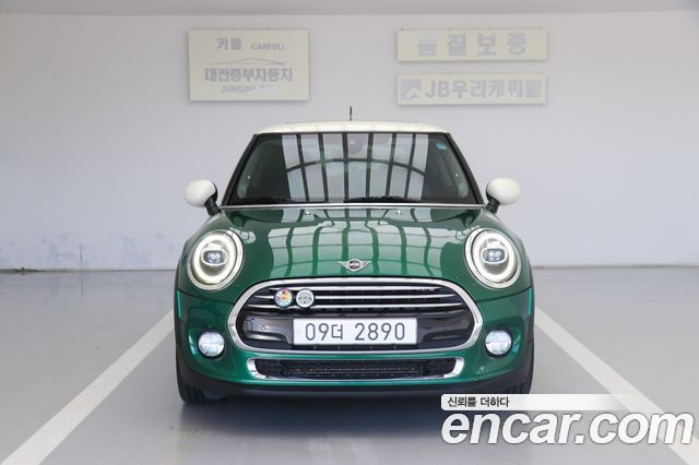 Mini Cooper 2019 — photo 2