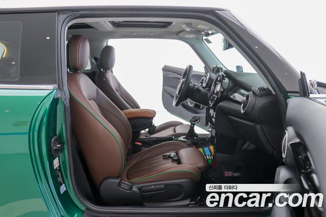 Mini Cooper 2019 — photo 10
