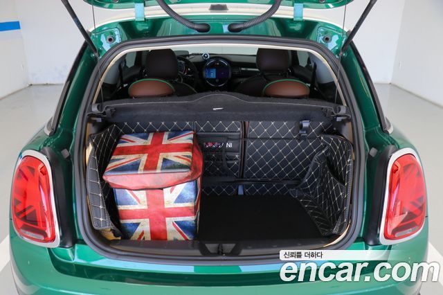 Mini Cooper 2019 — photo 19