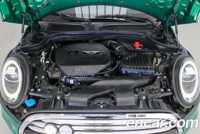Mini Cooper 2019 — photo 20