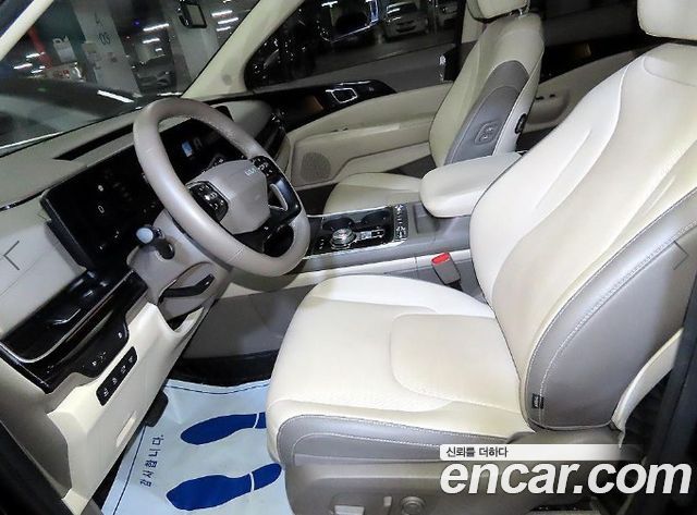 Kia Canival 2025 — photo 6