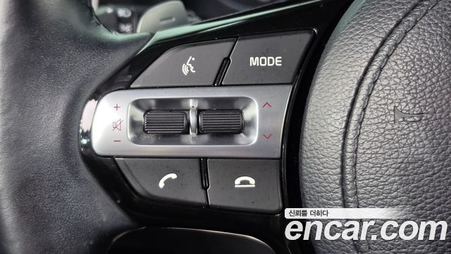 Kia K7 2019 — photo 20