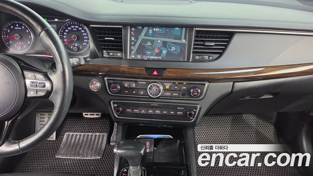 Kia K7 2019 — photo 23