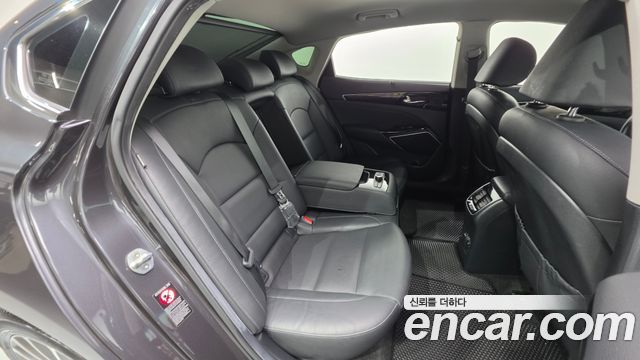Kia K7 2019 — photo 32