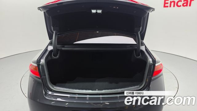 Kia K7 2019 — photo 33