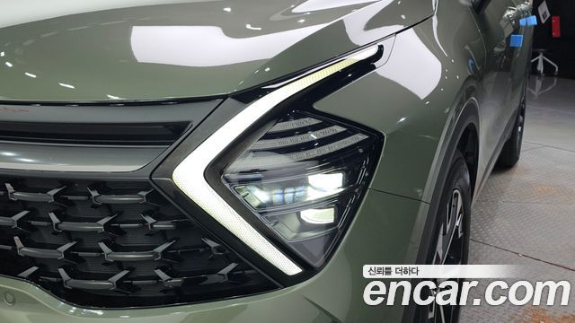 Kia Sportage 2022 — photo 8