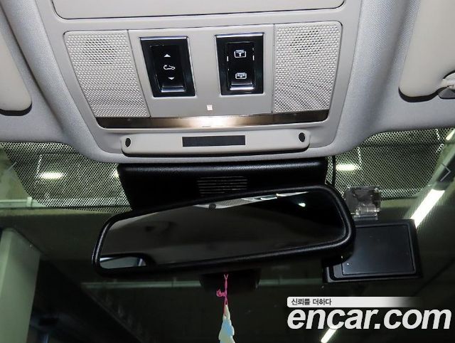 Jaguar F-PACE 2017 — photo 15