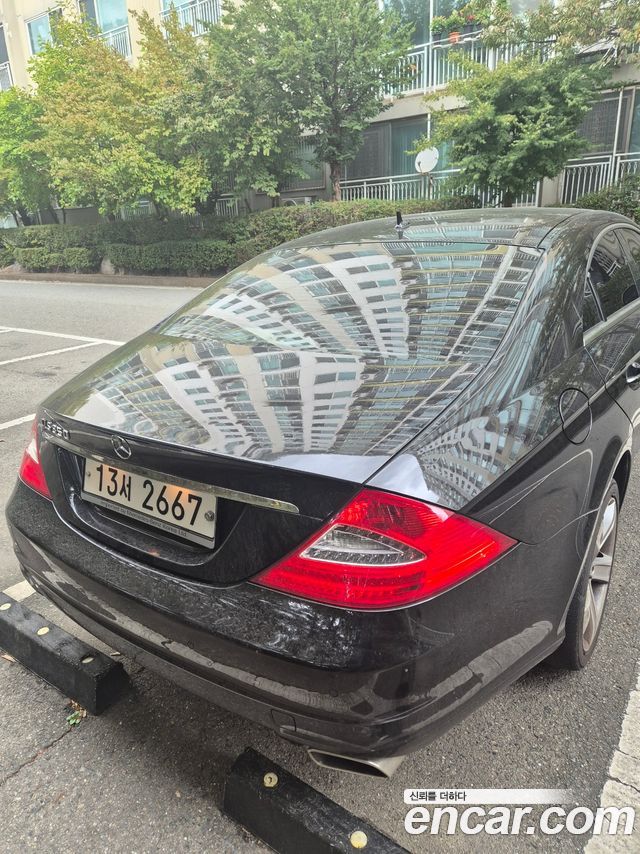 Mercedes-Benz CLS-Class 2010 — photo 5