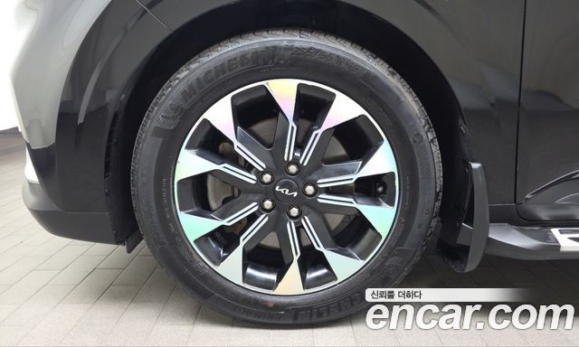 Kia Canival 2021 — photo 5
