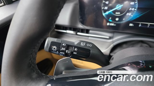 Kia Canival 2021 — photo 26
