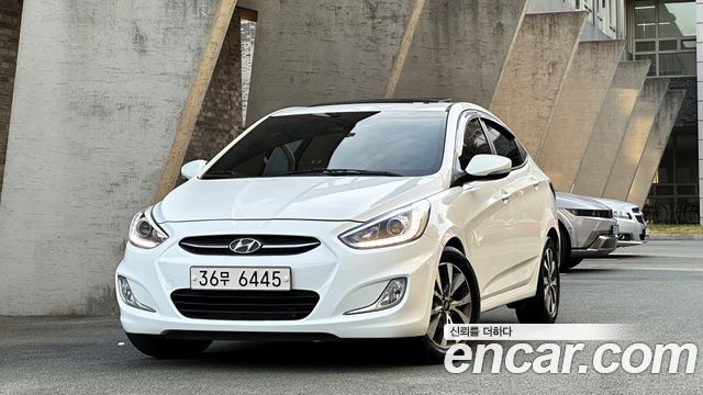Hyundai Accent 2015 — photo 2