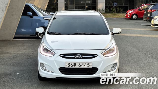 Hyundai Accent 2015 — photo 3
