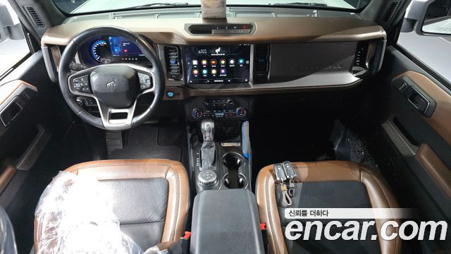 Ford Bronco 2022 — photo 10