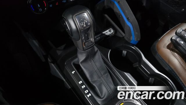 Ford Bronco 2022 — photo 12