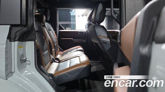 Ford Bronco 2022 — photo 17