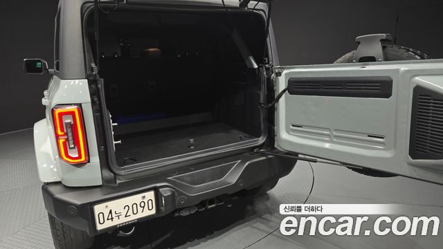 Ford Bronco 2022 — photo 26