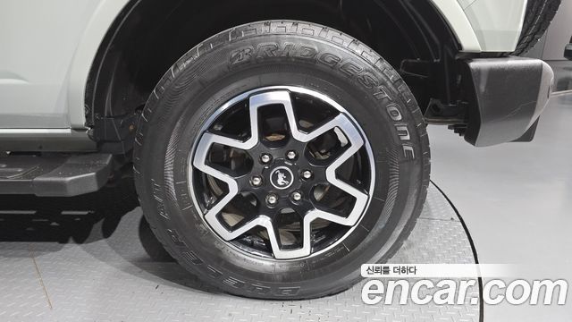 Ford Bronco 2022 — photo 7