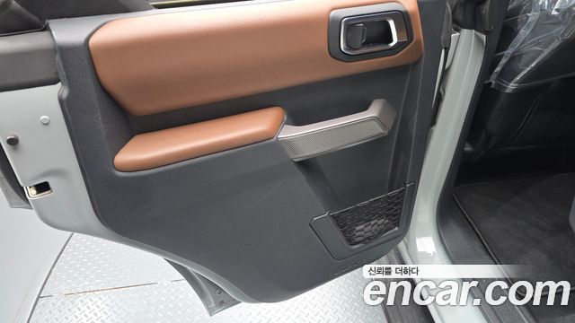 Ford Bronco 2022 — photo 15