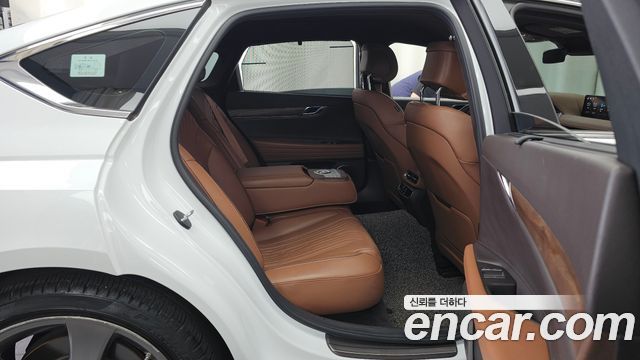 Genesis G80 2022 — photo 18