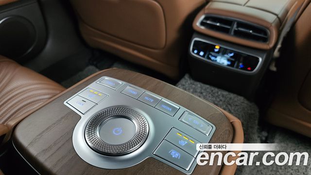 Genesis G80 2022 — photo 25