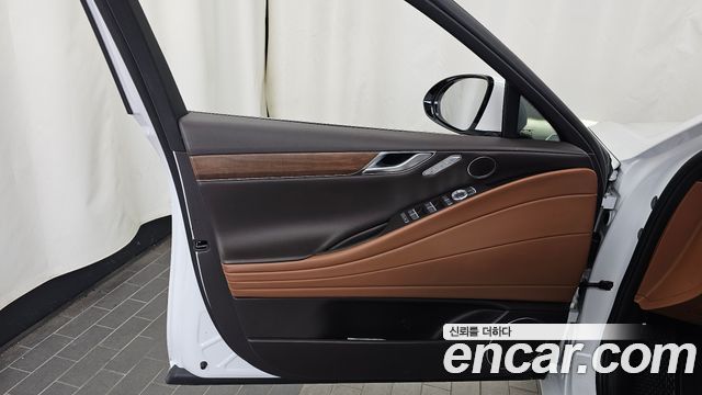 Genesis G80 2022 — photo 14