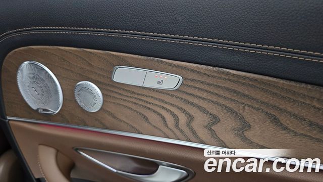 Mercedes-Benz E-Class 2021 — photo 24