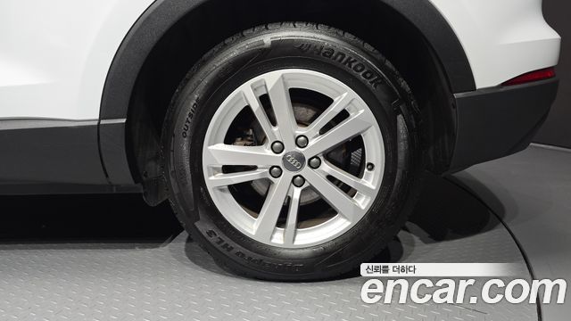 Audi Q3 2020 — photo 7