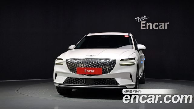 Genesis GV70 2022 — photo 3