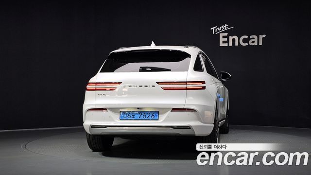 Genesis GV70 2022 — photo 4
