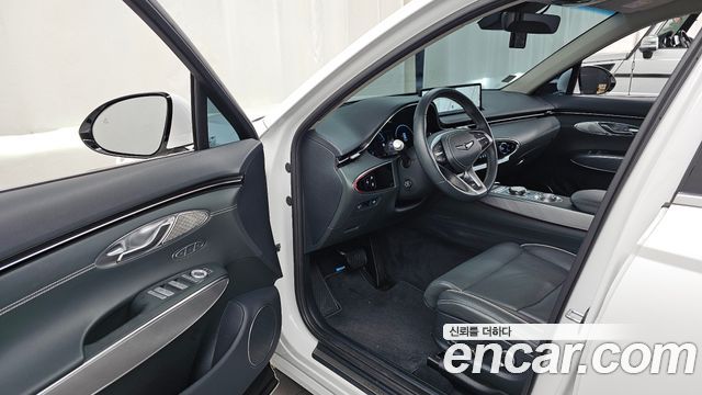 Genesis GV70 2022 — photo 10