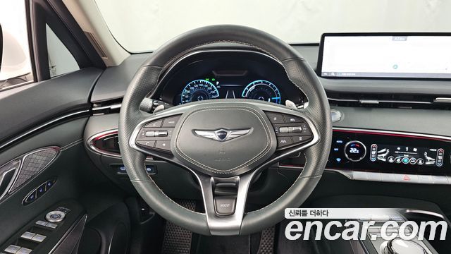 Genesis GV70 2022 — photo 13