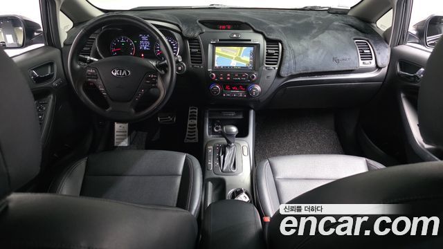 Kia K3 2015 — photo 7