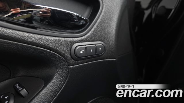 Kia K3 2015 — photo 17