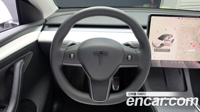 Tesla Model Y 2023 — photo 18