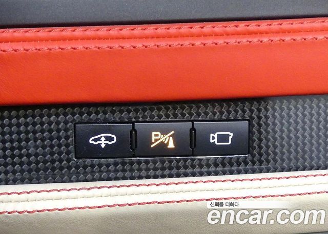 Ferrari F8 2021 — photo 18