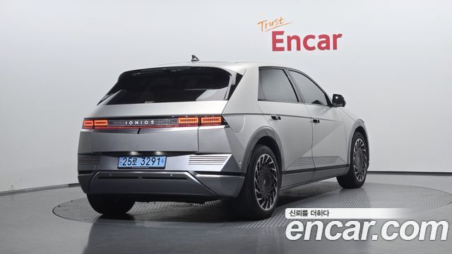 Hyundai Ioniq5 2022 — photo 2