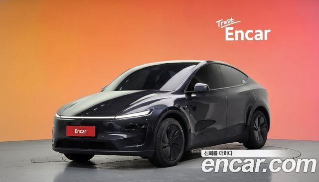 Tesla Model Y 2026 — photo 1