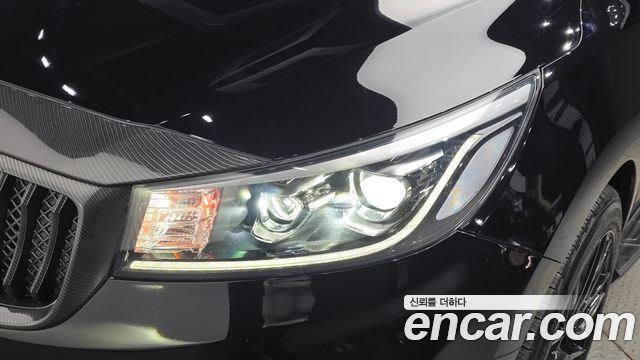 Kia Canival 2020 — photo 8