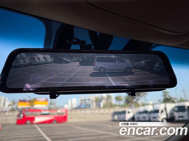 Kia Canival 2020 — photo 31