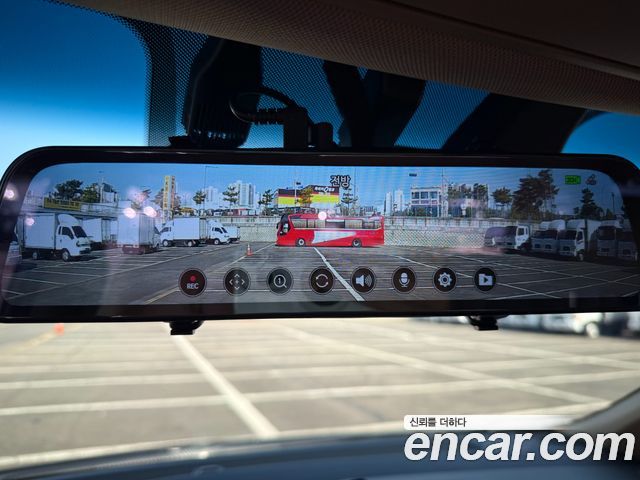 Kia Canival 2020 — photo 32