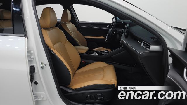 Kia K5 2023 — photo 17