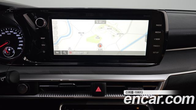 Kia K5 2023 — photo 20