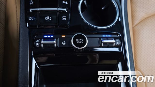 Kia K5 2023 — photo 24
