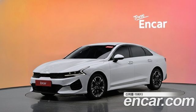 Kia K5 2023 — photo 1