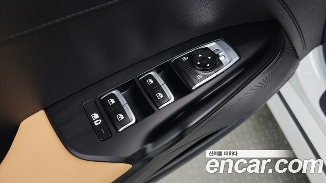 Kia K5 2023 — photo 27