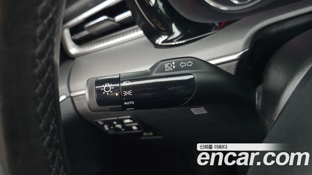 Kia K5 2023 — photo 28