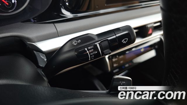Kia K5 2023 — photo 29