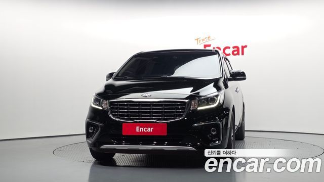 Kia Canival 2019 — photo 3