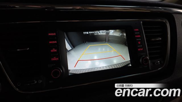 Kia Canival 2019 — photo 16