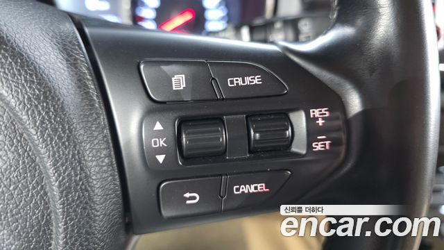 Kia Canival 2019 — photo 18